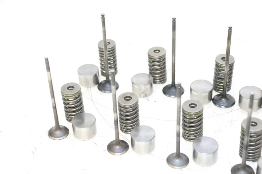 photo de SOUPAPE YAMAHA XJ6 600 (2008 - 2016) - Zoom qualité