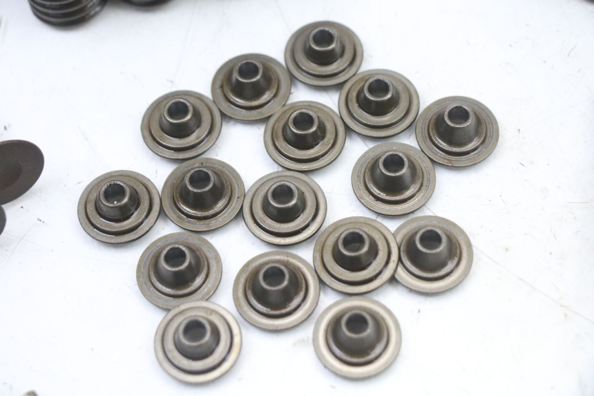 photo de SOUPAPE YAMAHA FZ6 FAZER S2 600 (2007 - 2011)