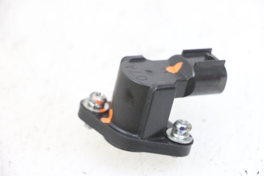 photo de STARTER AUTOMATIQUE PEUGEOT KISBEE 4T 50 (2018 - 2022) - Autre angle de vue