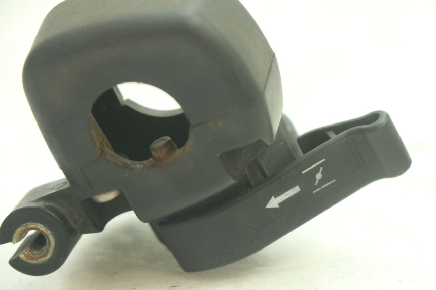 photo de STARTER YAMAHA WAVE RUNNER GP R 1200 (2000 - 2003) - Détail de la pièce