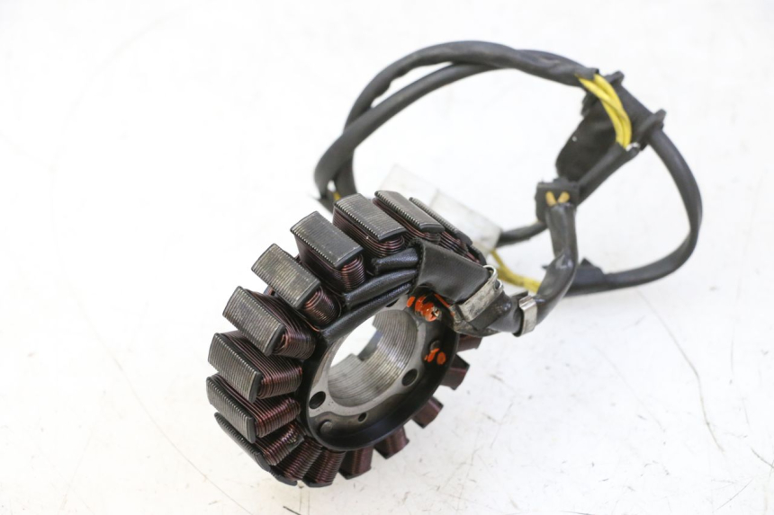 photo de STATOR HONDA FES S-WING SWING ABS 125 (2007 - 2015)