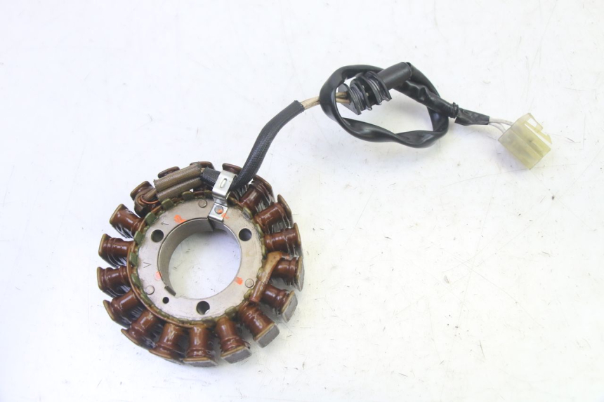 photo de STATOR YAMAHA FZ6 N FAZER 600 (2004 - 2006)