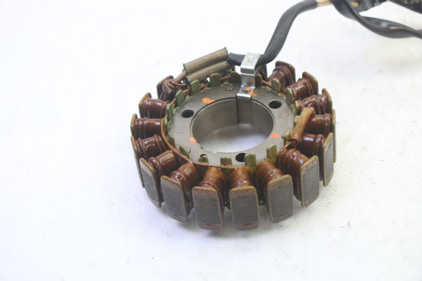 photo de STATOR YAMAHA FZ6 N FAZER 600 (2004 - 2006)