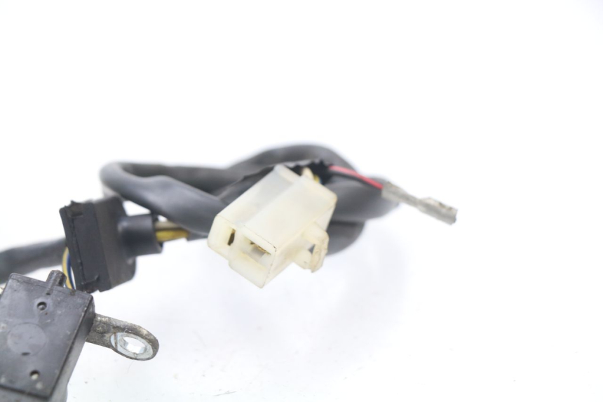 photo de STATOR PEUGEOT LUDIX 50 (2008 - 2017) - Points de fixation