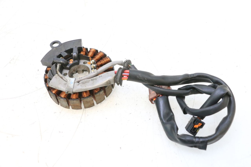 photo de STATOR HONDA PCX (JF57/JF64) 125 (2014 - 2018) - État de surface