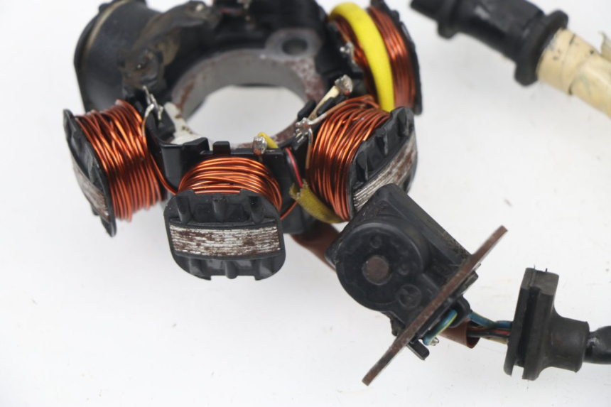 photo de STATOR PEUGEOT TREKKER TKR 50 (2005 - 2014)