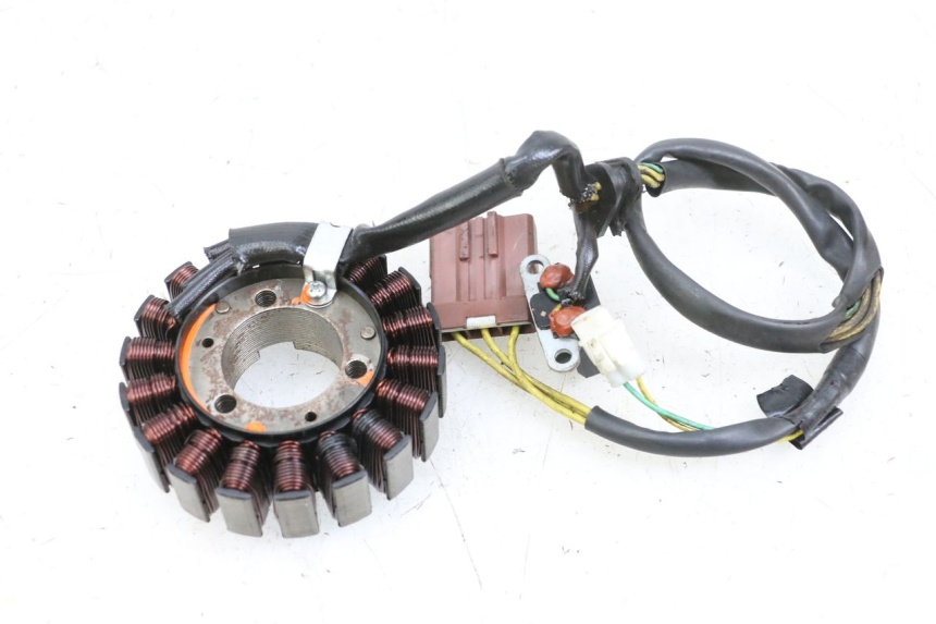 photo de STATOR PEUGEOT SATELIS 125 (2010 - 2012) - Vue principale