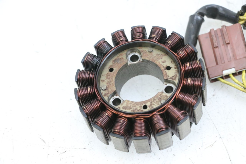 photo de STATOR PEUGEOT SATELIS 125 (2010 - 2012) - Vue produit