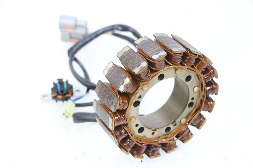 photo de STATOR YAMAHA TDM ABS 900 (2002 - 2014) - Détail de la pièce