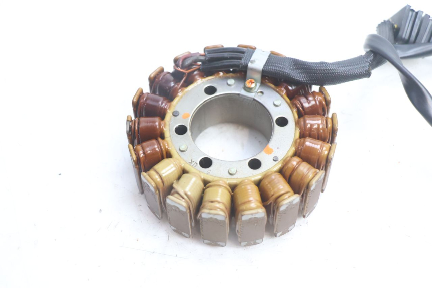 photo de STATOR HONDA VFR FI RC46 800 (1998 - 2001) - Détail de la pièce