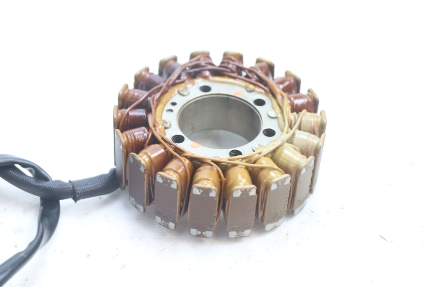 photo de STATOR HONDA VFR FI RC46 800 (1998 - 2001) - Autre angle de vue