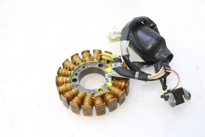 photo de STATOR YAMAHA XMAX X-MAX 125 (2006 - 2009) - Détail de la pièce