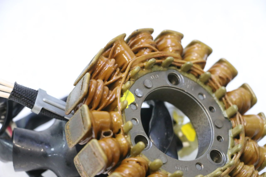 photo de STATOR YAMAHA XMAX X-MAX 125 (2006 - 2009) - Vue d’ensemble