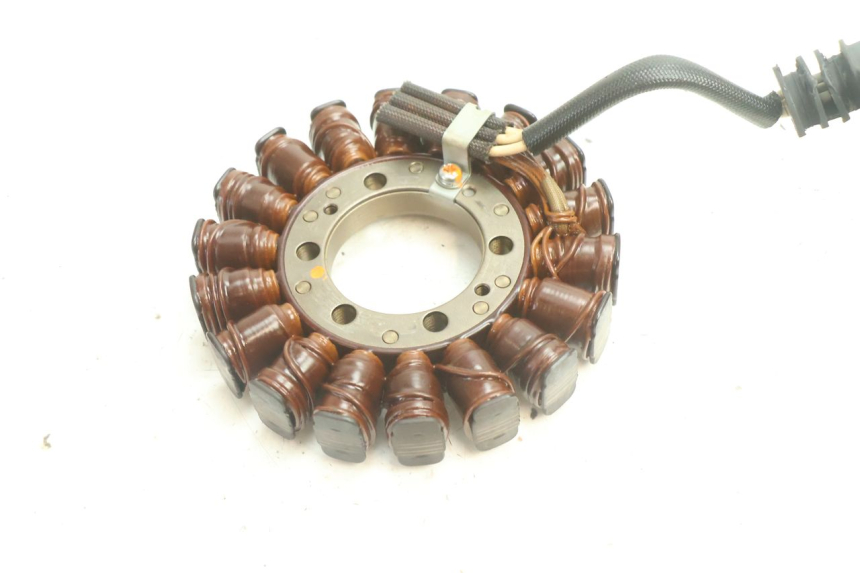 photo de STATOR YAMAHA YZF R6 600 (2008 - 2009) - Détail de la pièce