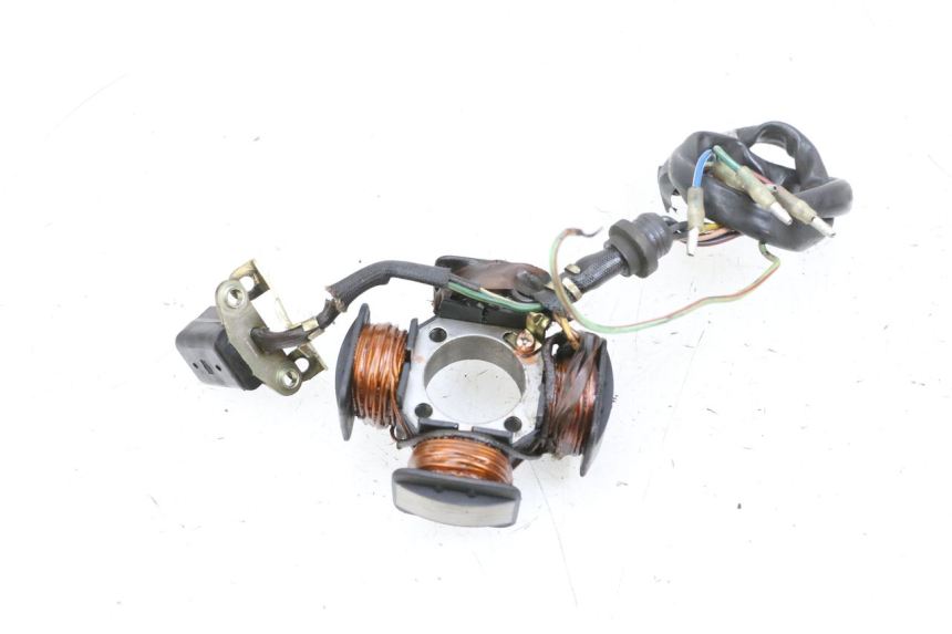 photo de STATOR KYMCO ZING 125 (1997 - 2003) - Points de fixation