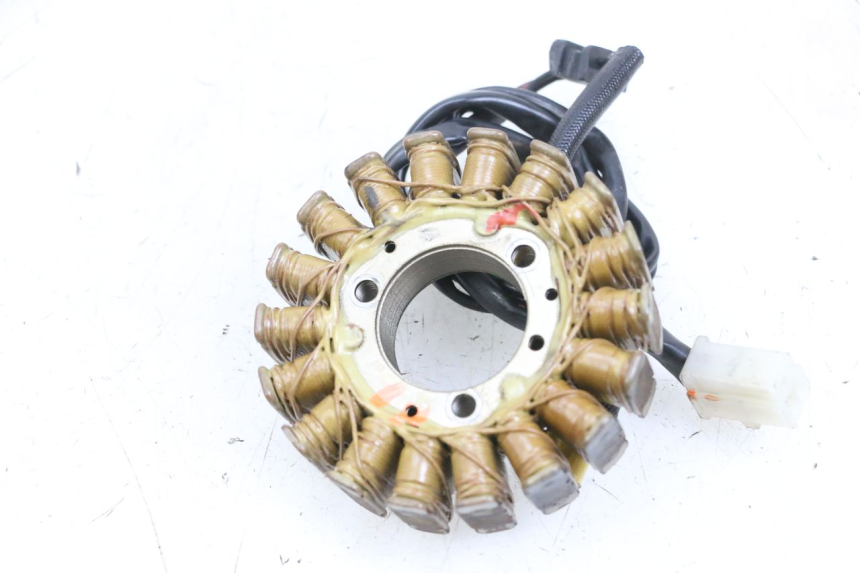 photo de STATOR KAWASAKI ZR 7 750 (1999 - 2001) - Vue d’ensemble