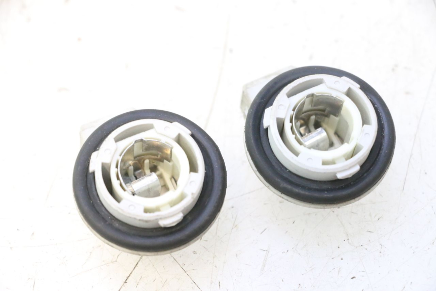 photo de SUPPORT AMPOULE GILERA GP 800 (2007 - 2013) - Vue principale