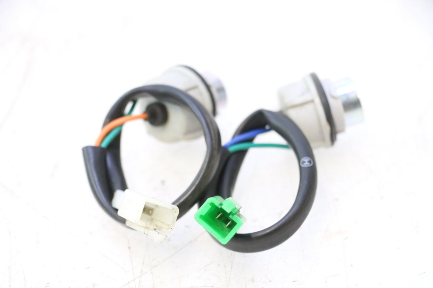 photo de SUPPORT AMPOULE PEUGEOT KISBEE 4T 50 (2010 - 2017) - Autre angle de vue