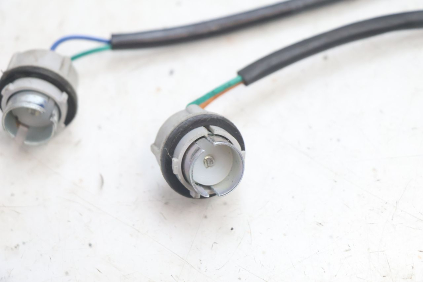 photo de SUPPORT AMPOULE PEUGEOT KISBEE 4T 50 (2018 - 2022) - Zoom état d’usage