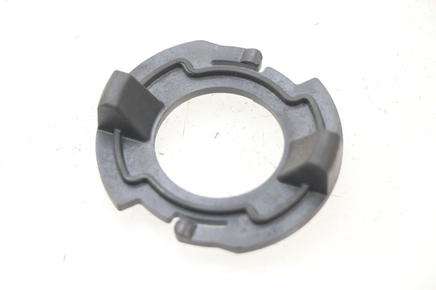 photo de SUPPORT AMPOULE PIAGGIO PRIMAVERA 125 (2013 - 2021)