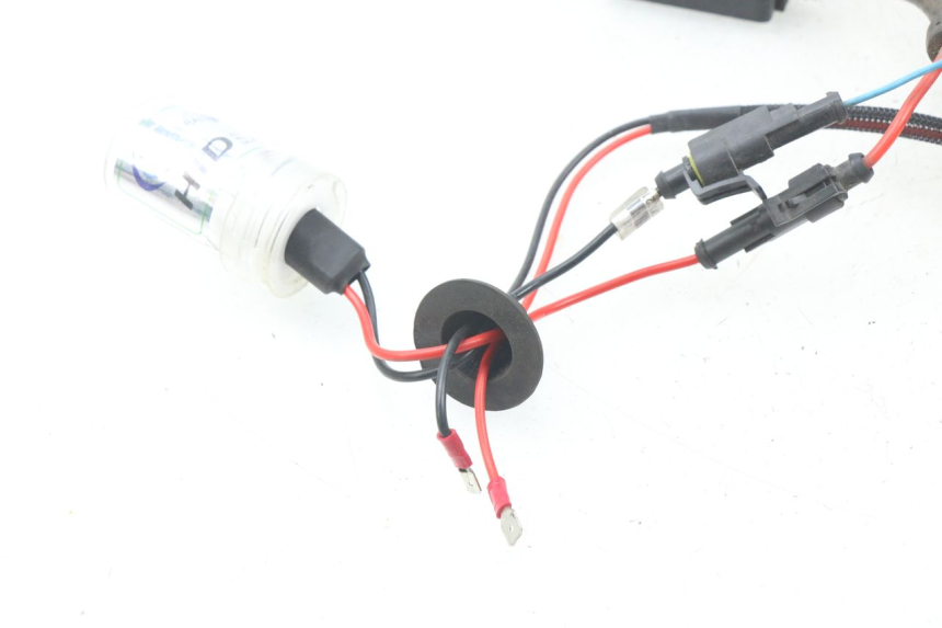 photo de SUPPORT AMPOULE DAELIM S2 125 (2006 - 2007)