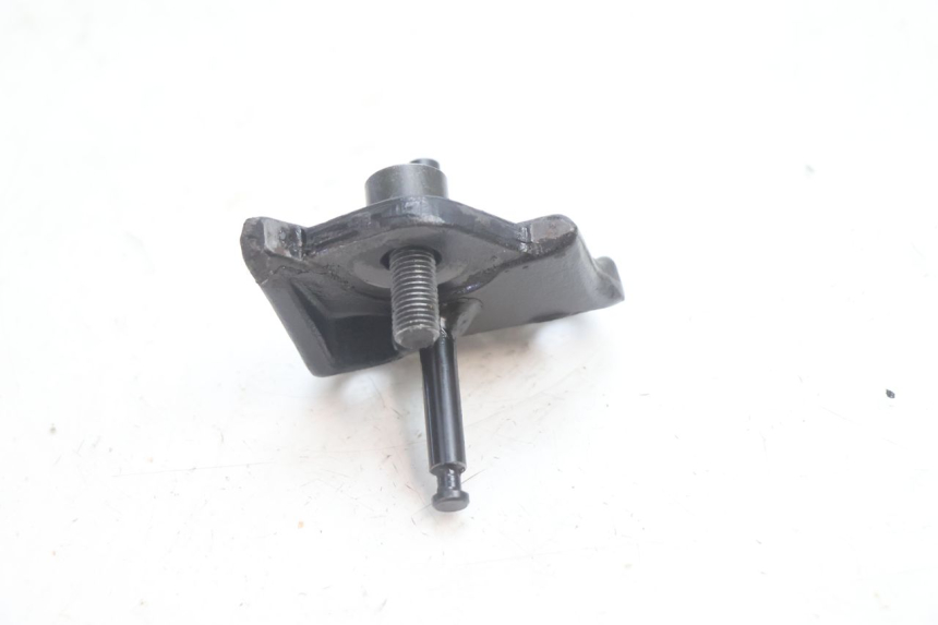 photo de SUPPORT BEQUILLE HONDA VFR FI RC46 800 (1998 - 2001) - Gros plan technique