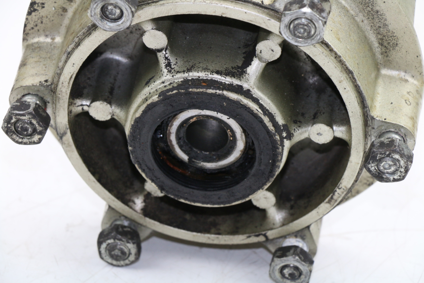 photo de SUPPORT COURONNE YAMAHA FZX FAZER 750 (1987 - 1998) - Zoom état d’usage