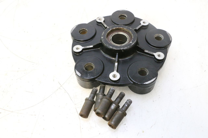 photo de SUPPORT COURONNE GILERA GP 800 (2007 - 2013) - Gros plan technique