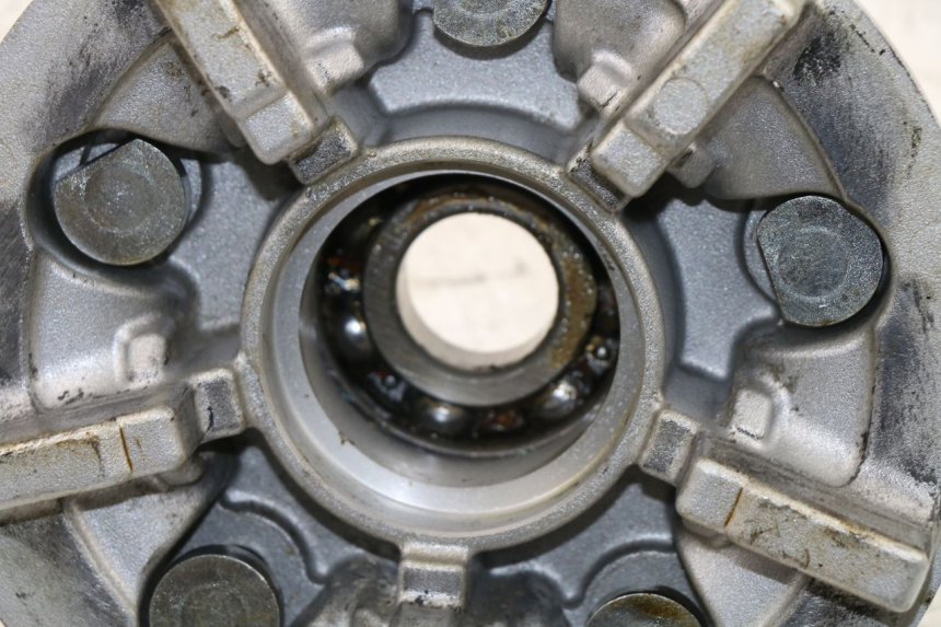 photo de SUPPORT COURONNE SUZUKI SFV GLADIUS 650 (2009 - 2015)