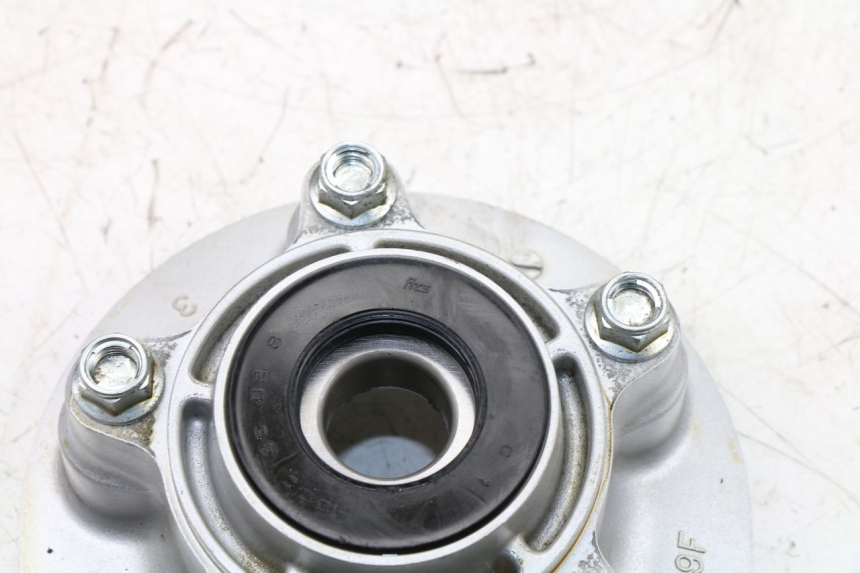 photo de SUPPORT COURONNE SUZUKI SFV GLADIUS 650 (2009 - 2015)