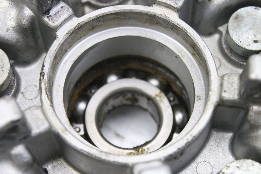 photo de SUPPORT COURONNE SUZUKI GSF S BANDIT 600 (2000 - 2004)