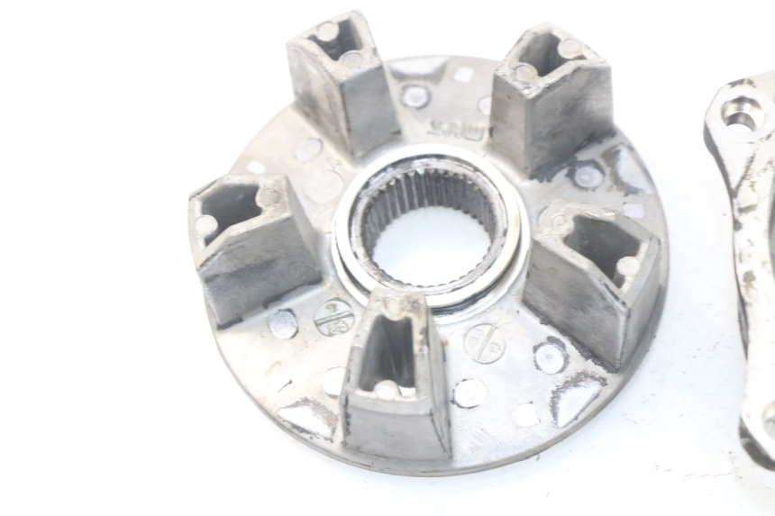 photo de SUPPORT COURONNE TRIUMPH SPRINT ST ABS 1050 (2005 - 2007)