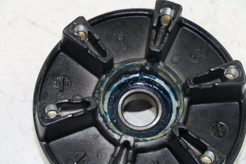 photo de SUPPORT COURONNE TRIUMPH STREET TRIPLE 675 (2007 - 2012)