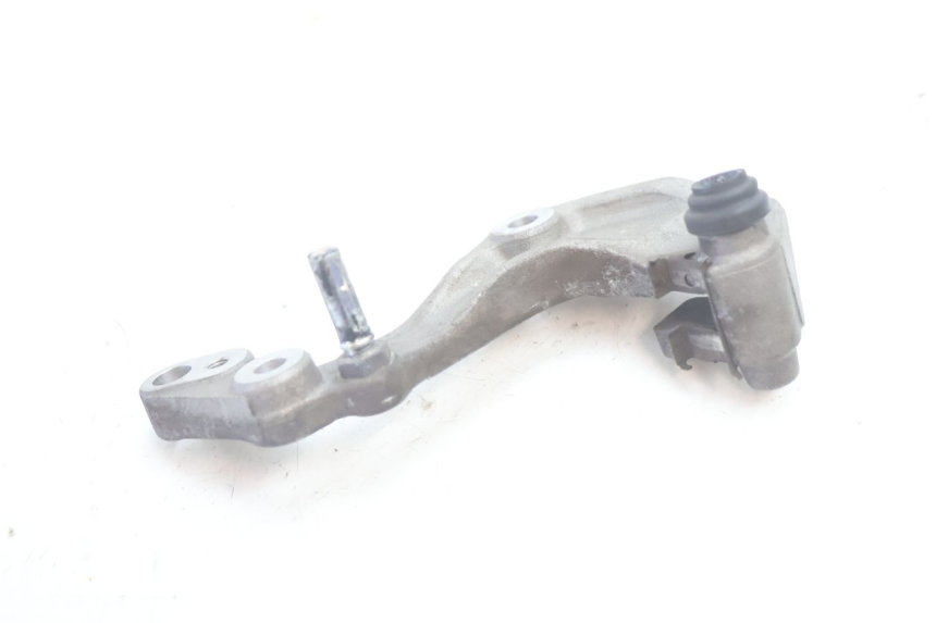 photo de SUPPORT ETRIER FREIN ARRIERE BMW C SPORT 650 (2015 - 2021) - Zoom état d’usage