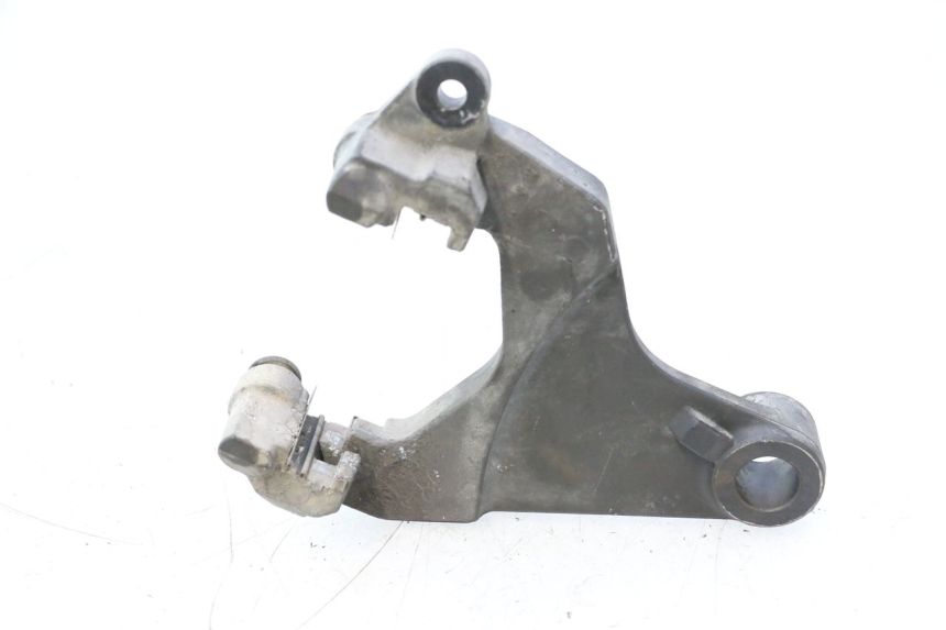 photo de SUPPORT ETRIER FREIN ARRIERE YAMAHA FJR 1300 (2001 - 2005) - Autre angle de vue
