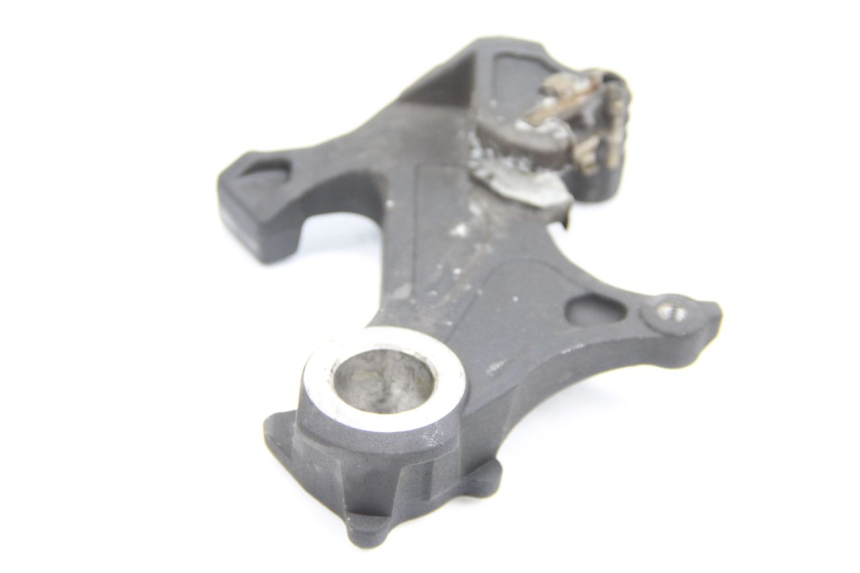 photo de SUPPORT ETRIER FREIN ARRIERE SUZUKI GSR 600 (2005 - 2012)