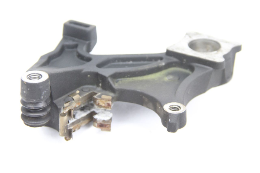 photo de SUPPORT ETRIER FREIN ARRIERE SUZUKI GSR 600 (2005 - 2012)