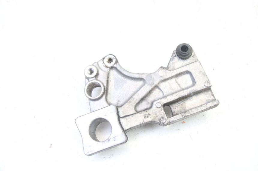photo de SUPPORT ETRIER FREIN ARRIERE SUZUKI GSR 750 (2011 - 2017)