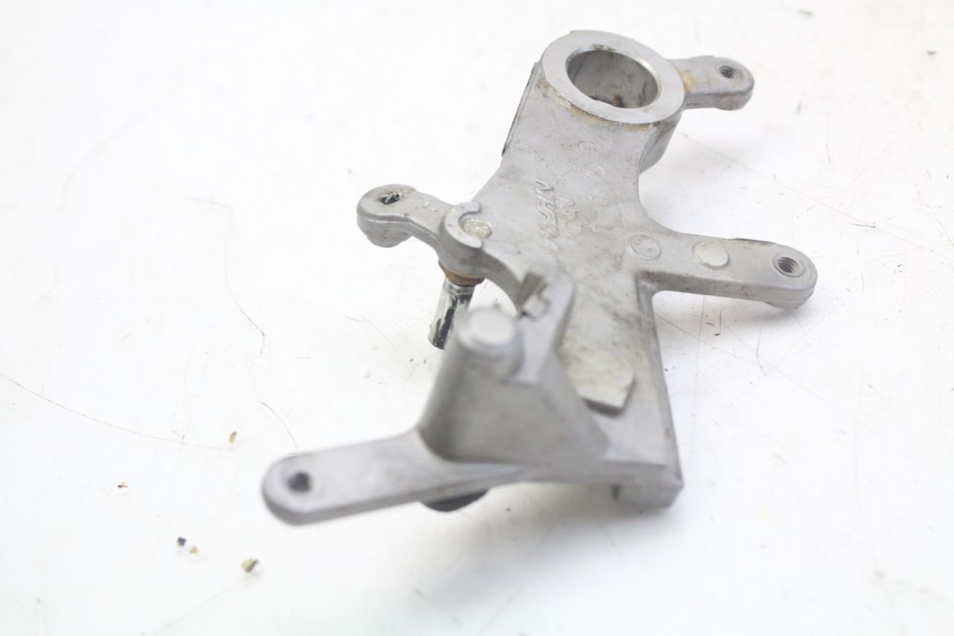 photo de SUPPORT ETRIER FREIN ARRIERE HONDA CRF 250 (2010 - 2013)