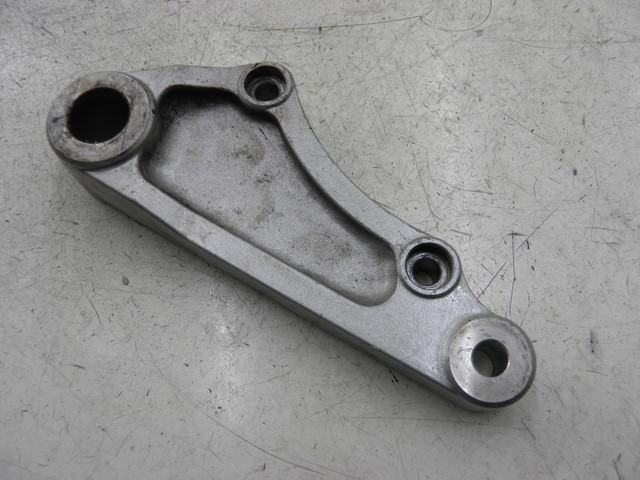 photo de SUPPORT ETRIER FREIN ARRIERE KAWASAKI ZZR 600 (1995 - 2004)