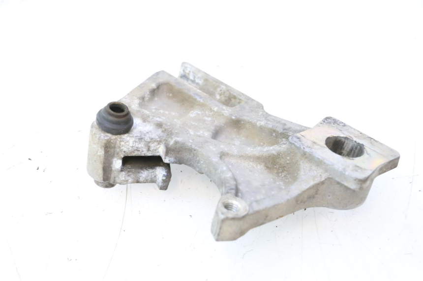 photo de SUPPORT ETRIER FREIN ARRIERE SUZUKI SV S 650 (2003 - 2009) - Détail de la pièce
