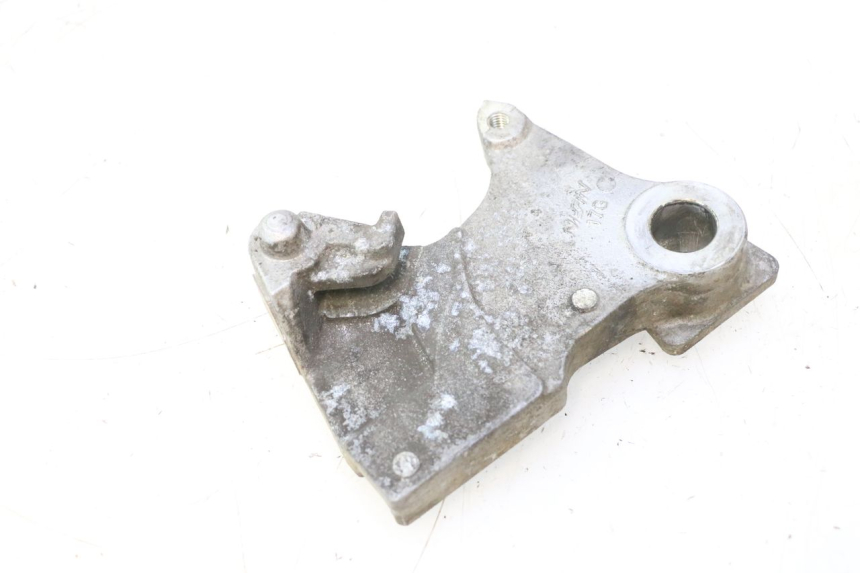photo de SUPPORT ETRIER FREIN ARRIERE SUZUKI SV S 650 (2003 - 2009) - Zoom état d’usage