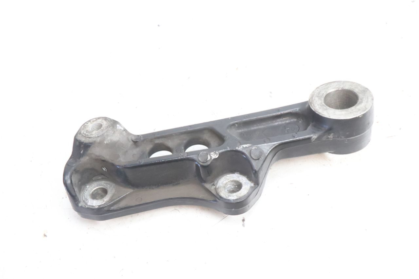 photo de SUPPORT ETRIER FREIN ARRIERE YAMAHA XJR 1300 (1998 - 2002) - Autre angle de vue