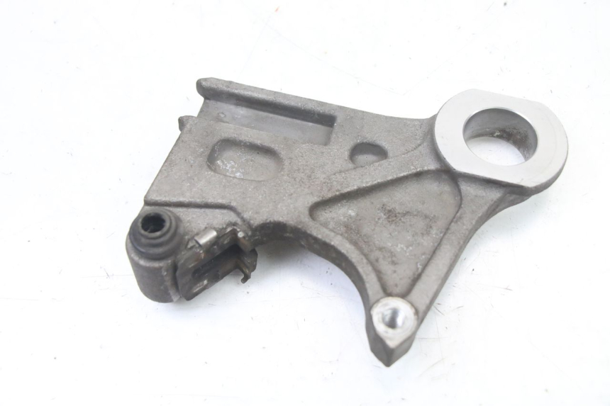 photo de SUPPORT ETRIER FREIN ARRIERE YAMAHA FZ6 FAZER S2 600 (2007 - 2011)