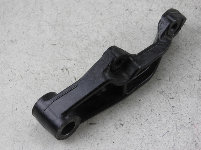 photo de SUPPORT ETRIER FREIN ARRIERE YAMAHA XJ F 900 (1983 - 1994)