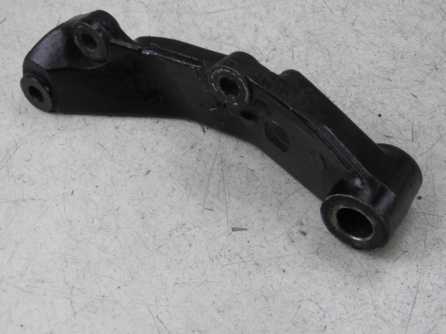 photo de SUPPORT ETRIER FREIN ARRIERE YAMAHA XJ F 900 (1983 - 1994)