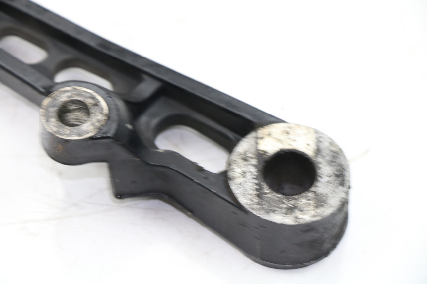 photo de SUPPORT ETRIER FREIN ARRIERE YAMAHA XJS DIVERSION 600 (2000 - 2003)