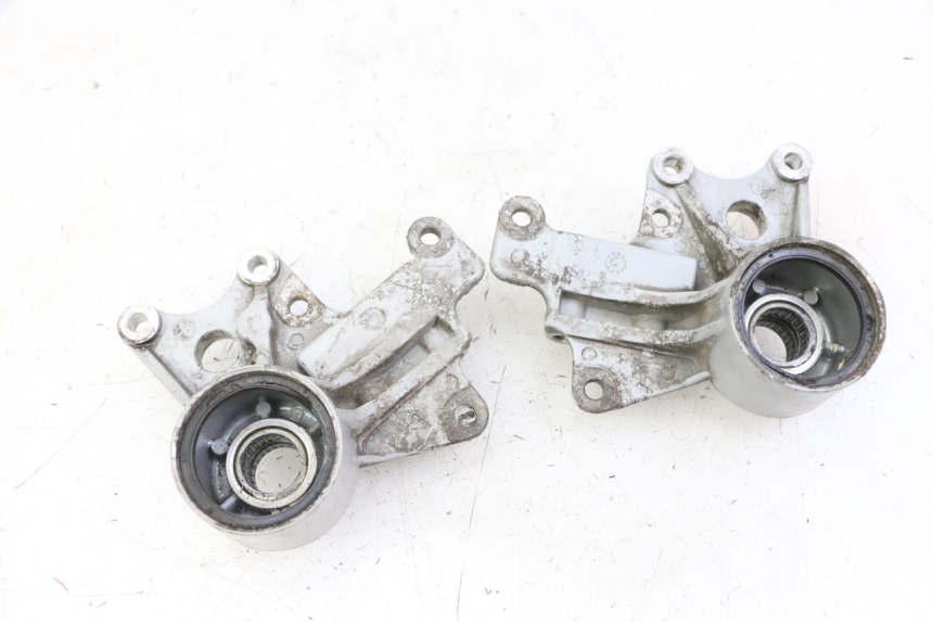 photo de SUPPORT ETRIER FREIN AVANT PIAGGIO MP3 LT 400 (2007 - 2012)