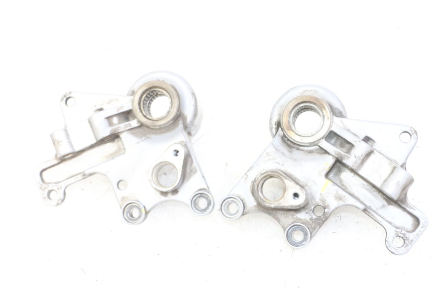 photo de SUPPORT ETRIER FREIN AVANT PIAGGIO MP3 LT 300 (2010 - 2016)