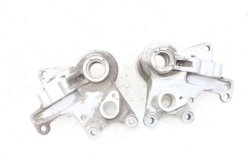 photo de SUPPORT ETRIER FREIN AVANT PIAGGIO MP3 LT 400 (2007 - 2012)